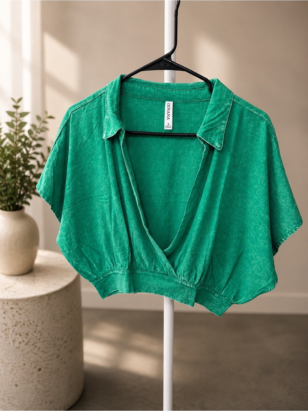 Zenana Green Cropped Women's Top